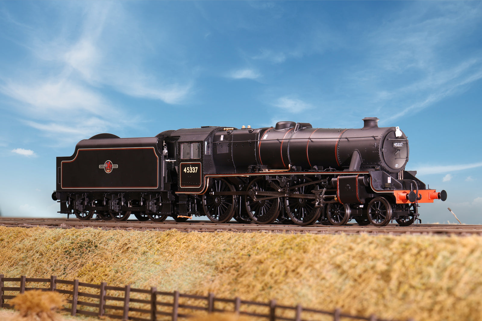 Ellis Clark Trains E1005A O Gauge Stanier Class 5 4-6-0 "Black 5", Late BR Lined, '45337', Welded Tender