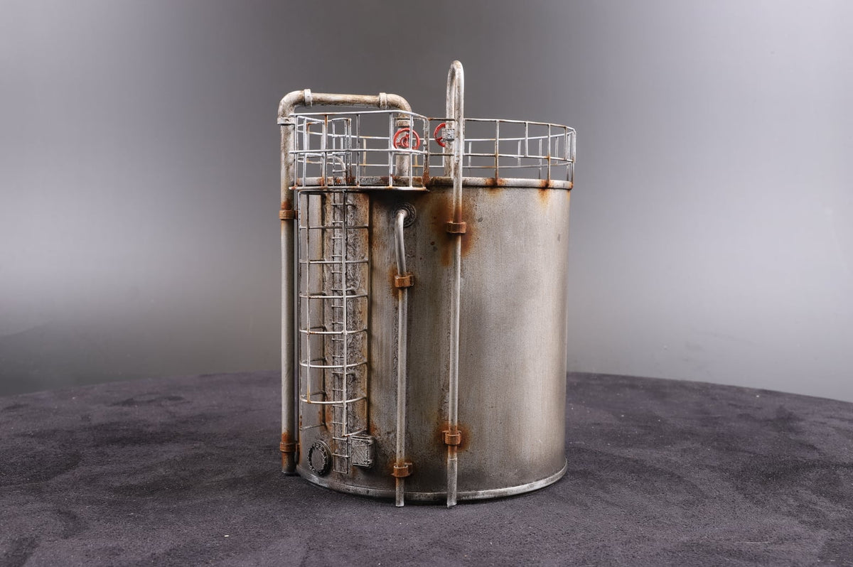 Made in Manchester Models O Gauge Fuel Storage Tank (Small) Weathered