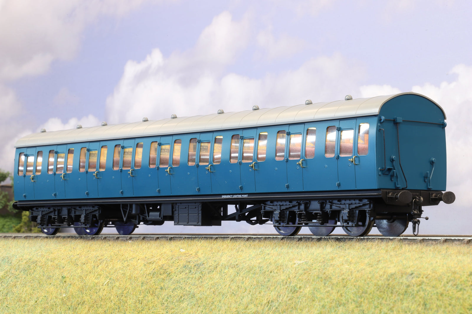 Darstaed O Gauge MK1 Suburbans