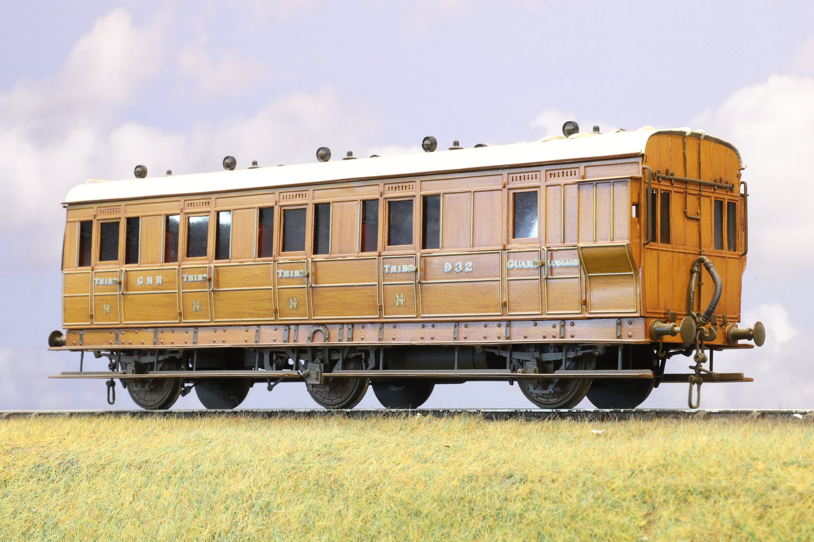 Pre-Owned Finescale O Gauge Coaches