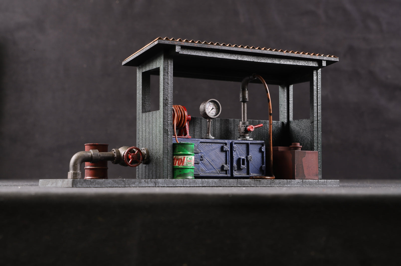O Gauge Accessories & Buildings