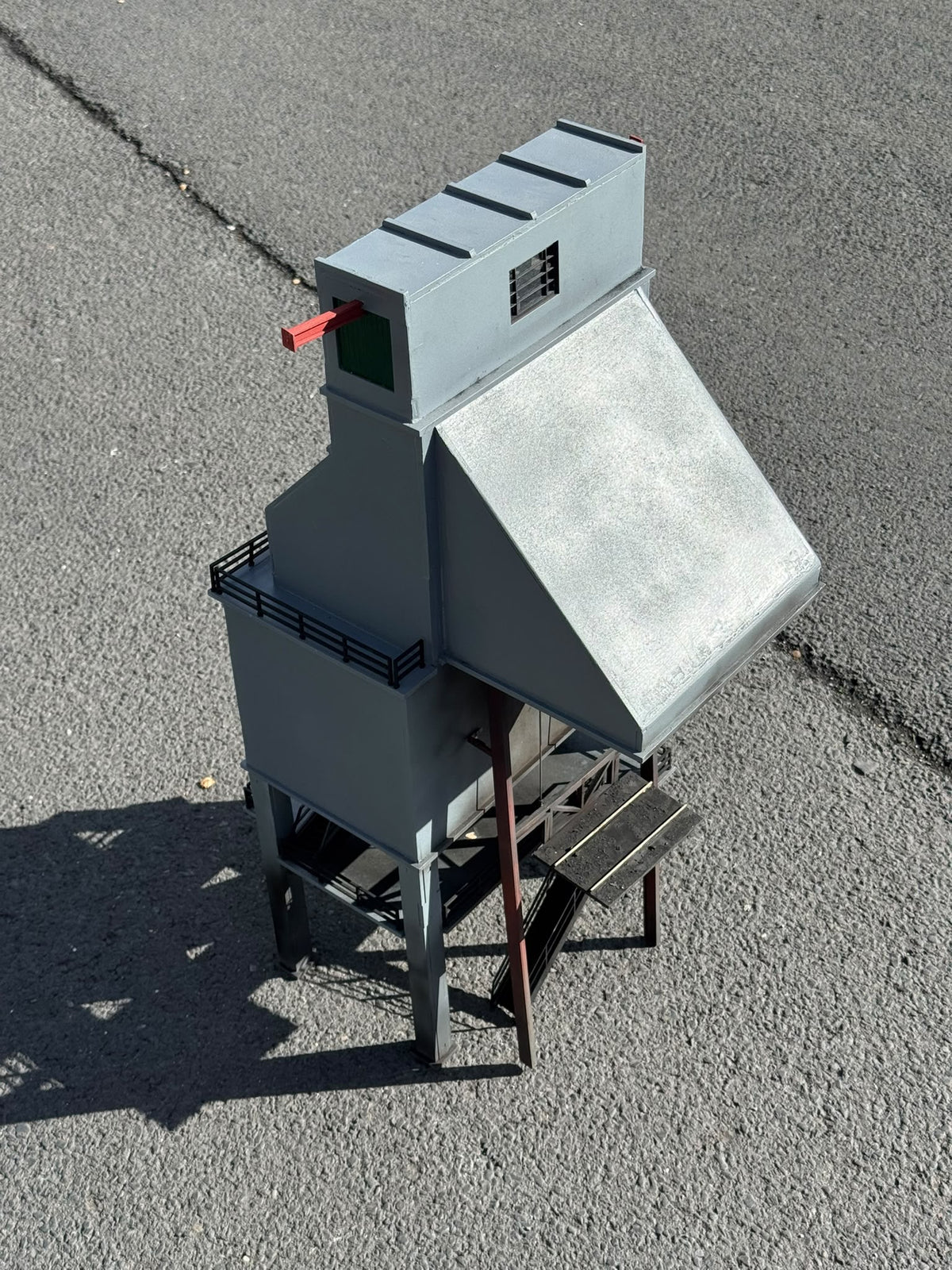 Finescale O Gauge (Kit/Scratch-Built) Coaling Tower (Collection Only)