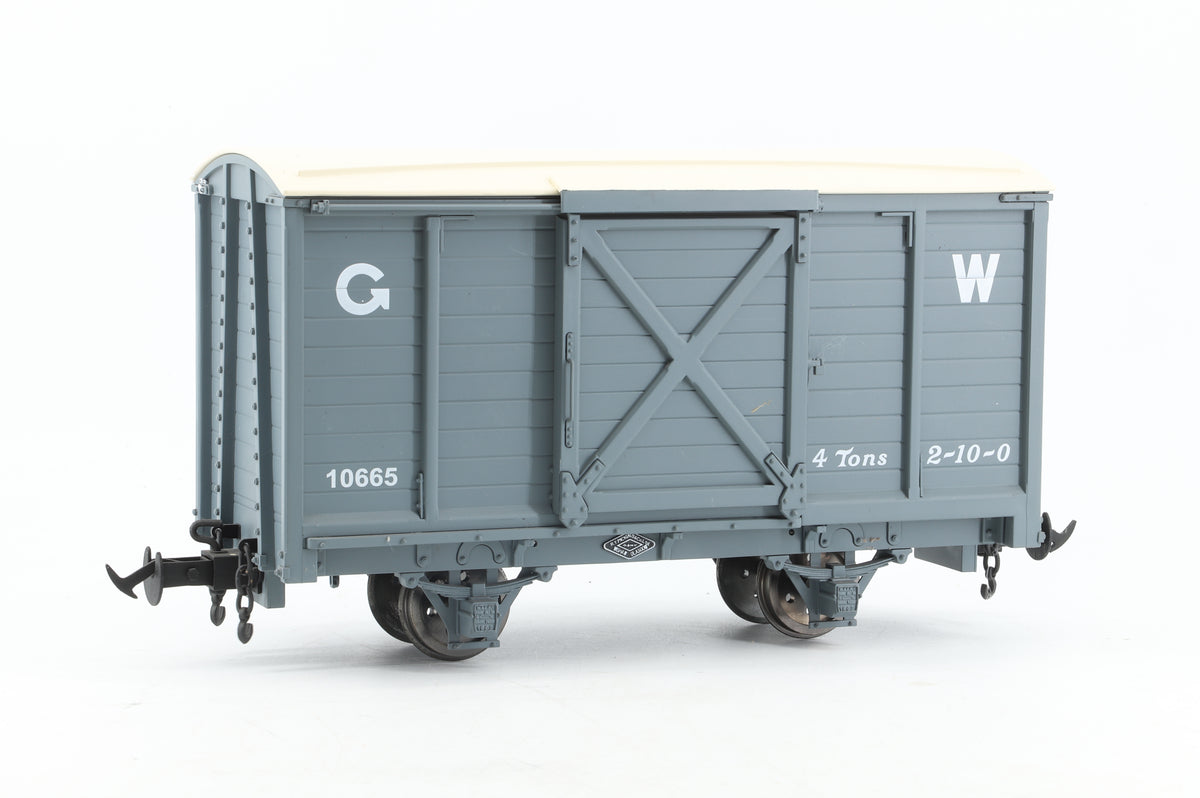 BMS/Accucraft 16mm Narrow Gauge Welshpool & Llanfair Light Railway Goods Van