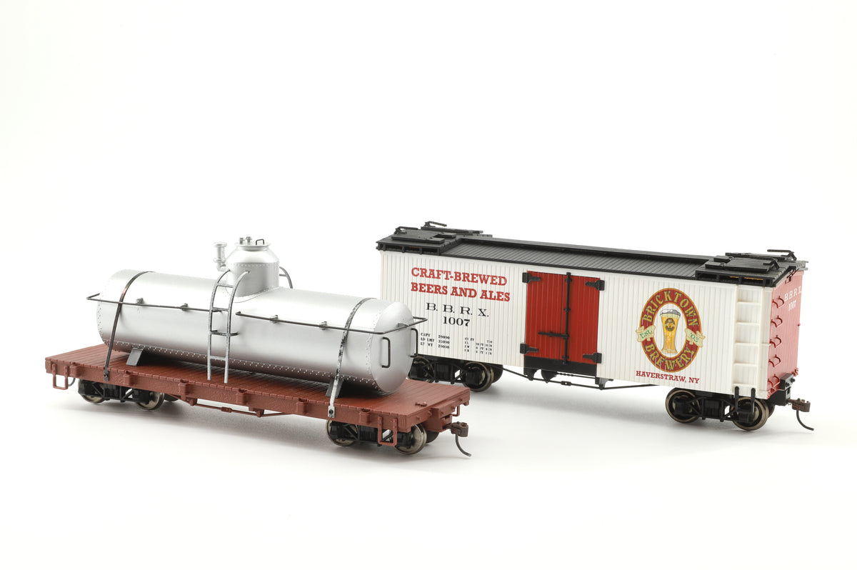 Spectrum/Bachmann On30 Pair of Freight Cars