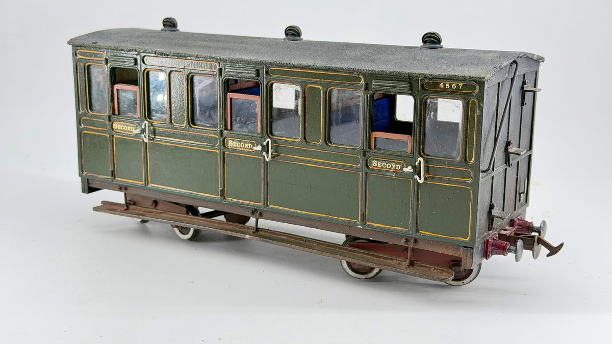 Kit-Built 16mm (45mm Gauge) Narrow Gauge Second Class Bogie Coach, Lined Southern Green