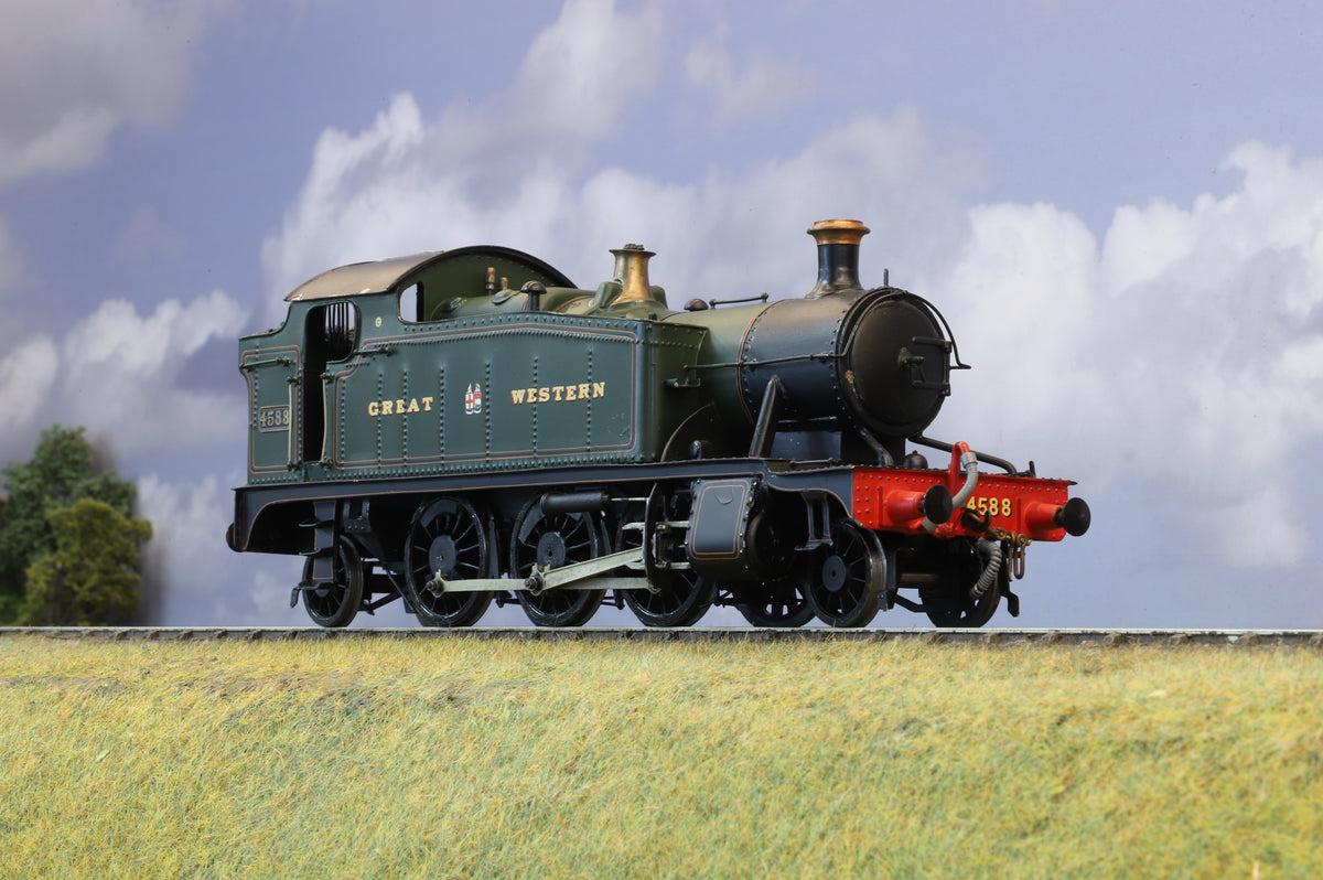 Finescale O Gauge GWR 4575 Class 2-6-2 Tank No.4588, GWR Lined Green