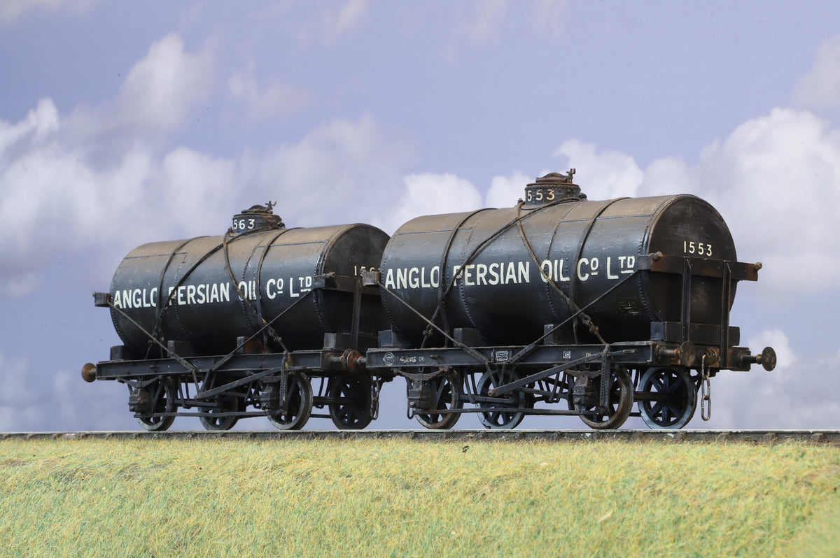 Finescale O Gauge (Kit-Built) Pair of Tanks,  Weathered