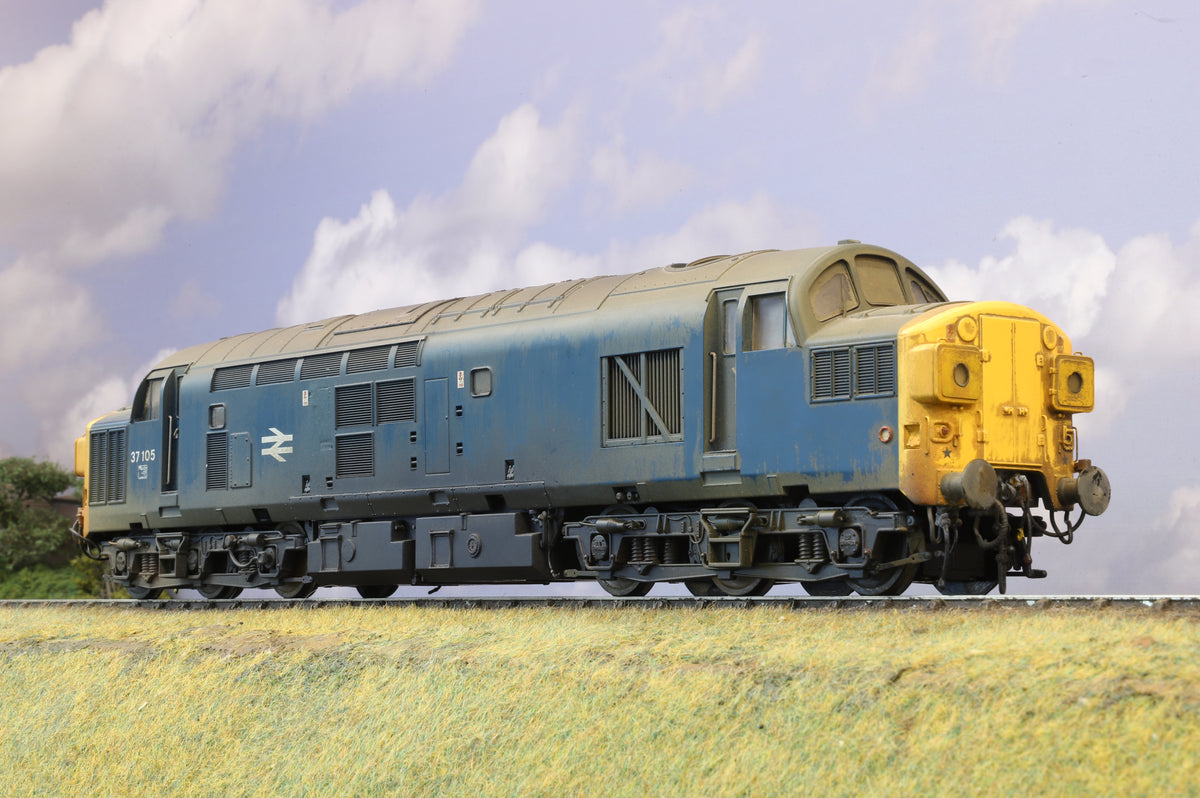 WORKSHOP Heljan Finescale O Gauge Class 37 No. 37105 BR Blue (Weathered) DCC Sound