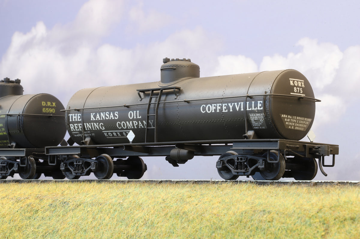 American O Scale 4 x Bogie Tankers (Metal Construction, Weathered)