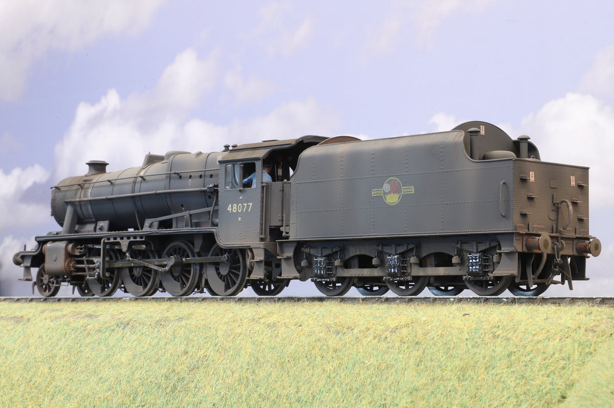 Sancheng Finescale O Gauge ex-LMS Stanier 8F No. 48077, BR Black Late Crest, Pro-Weathered