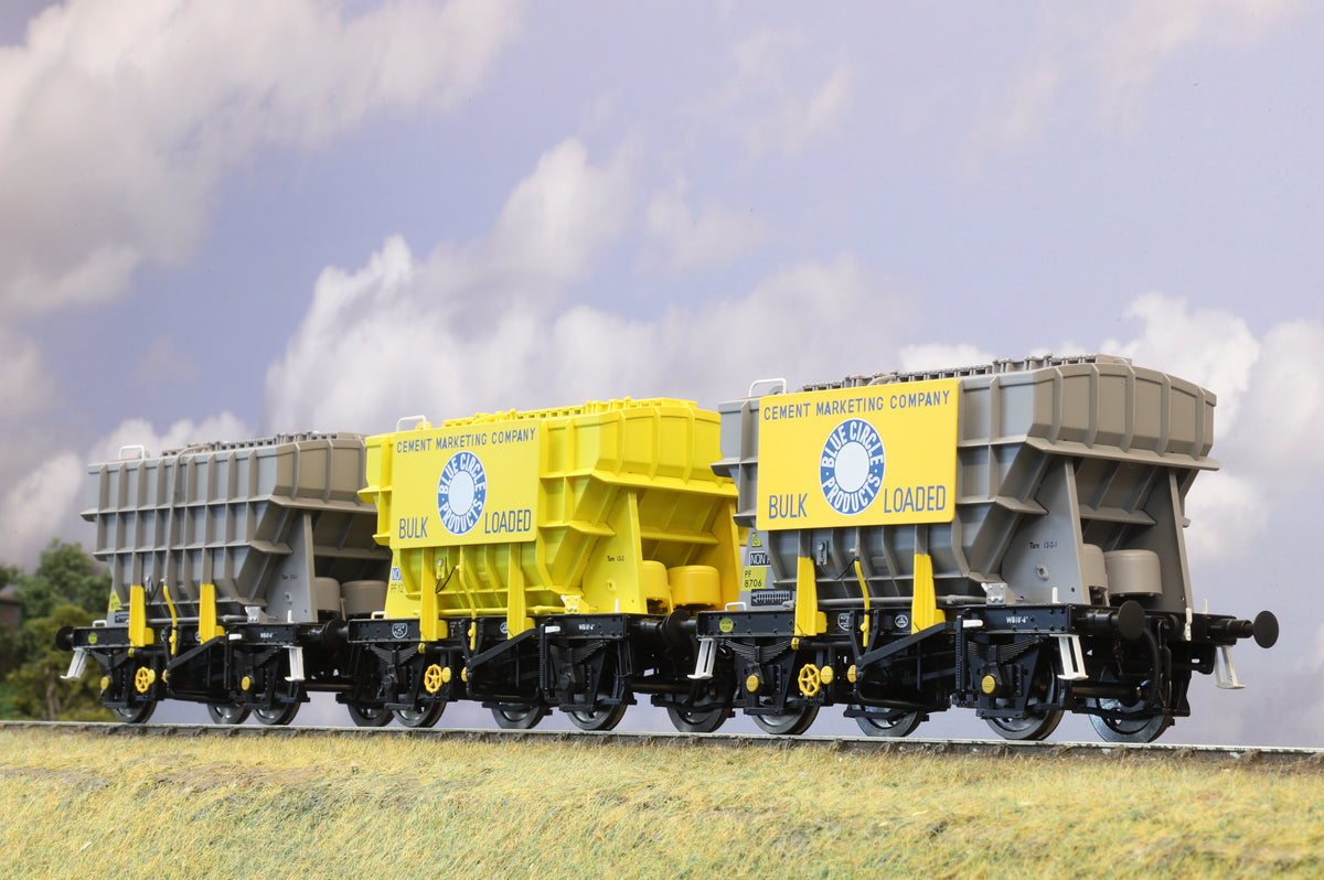 Ellis Clark Trains Finescale O Gauge Rake Of 3 x Presflos