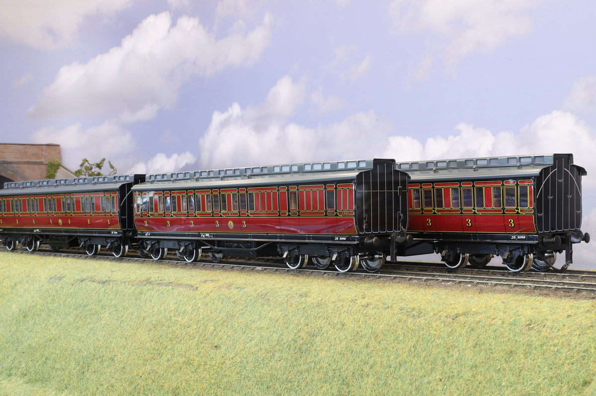 Darstead Coarse Scale O Gauge Pack of 3 LMS Clerestory Coaches (Nos. 1904, 7125, 5049)