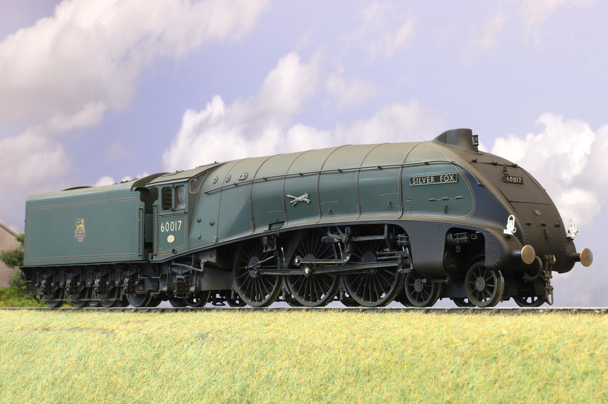 Golden Age Models Finescale O Gauge Gresley Class A4 No. 60017 'Silver Fox' DCC Sound & Smoke (Pro Weathered)