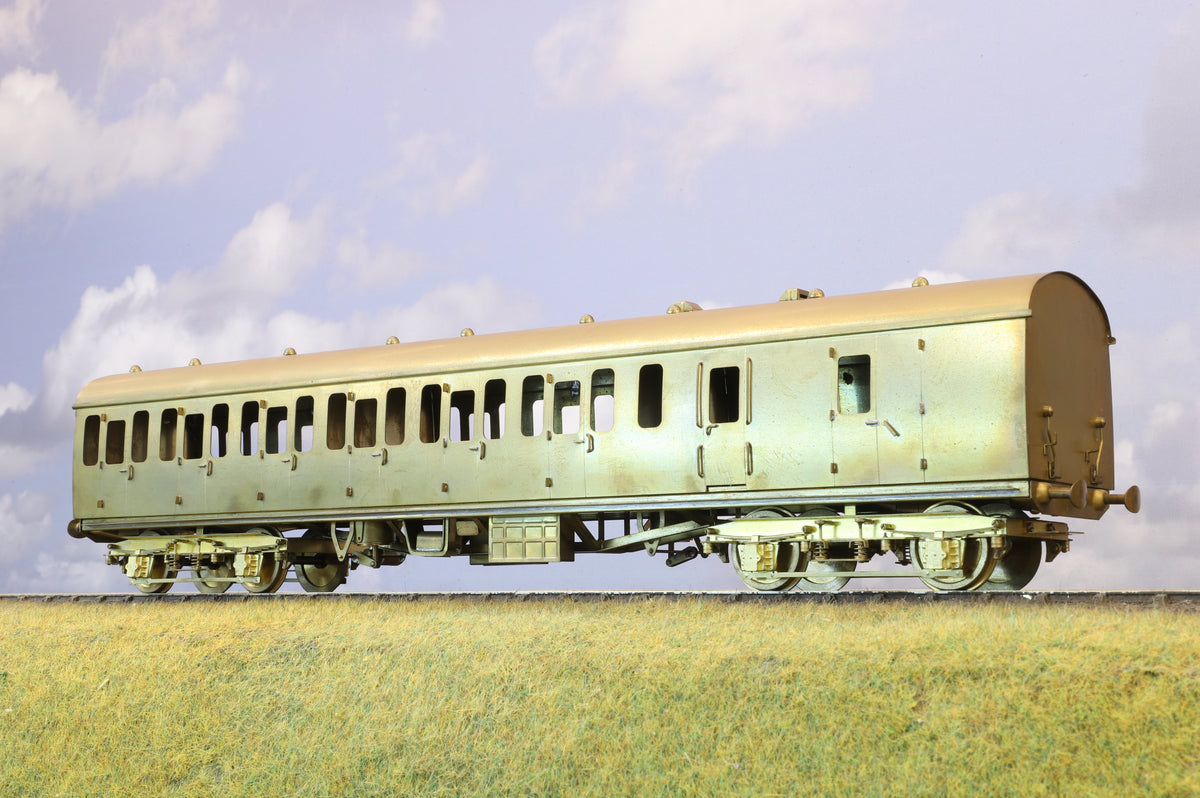 WORKSHOP Finescale O Gauge Sancheng MK1 Suburban (Unpainted brass)