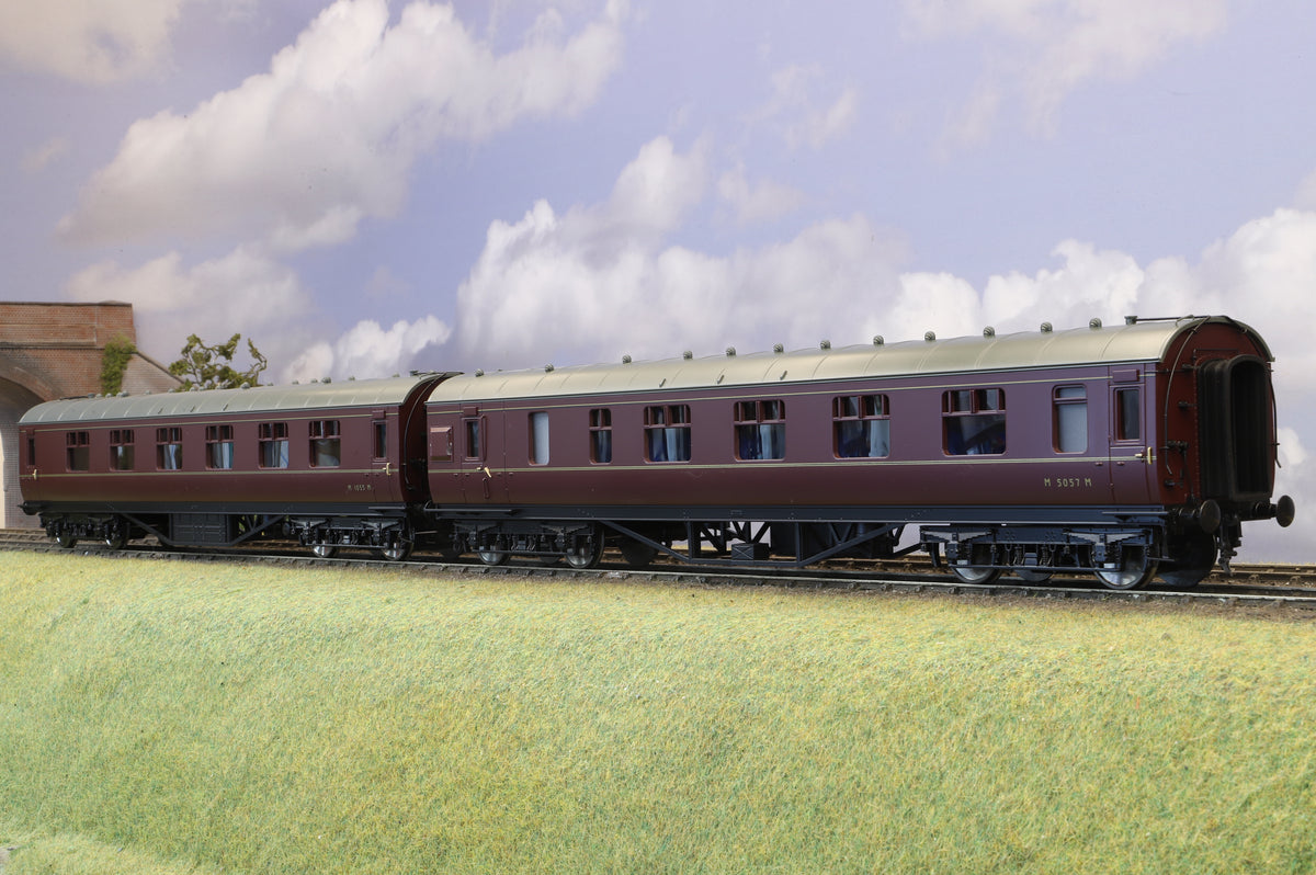 MTH Finescale O Gauge Two coach First Class set BR Maroon, MTH22-60052A/B