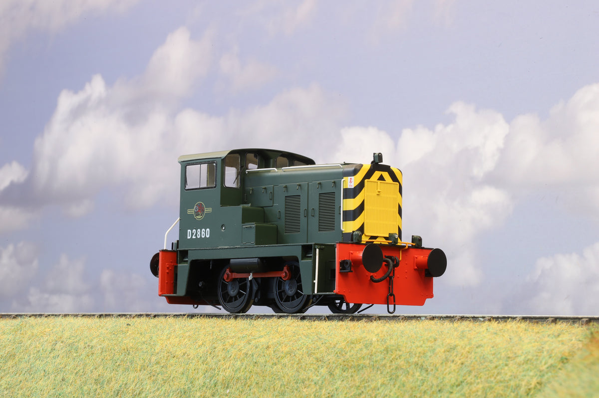 Heljan  Finescale O Gauge Class 02 Shunter BR Green,