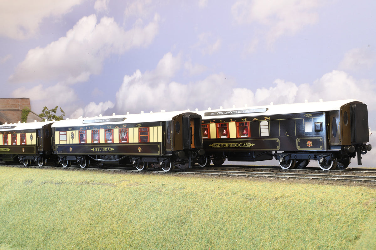 Darstaed Coarse Scale O Gauge 'Yorkshire Pullman' 5 Car Pullman Set