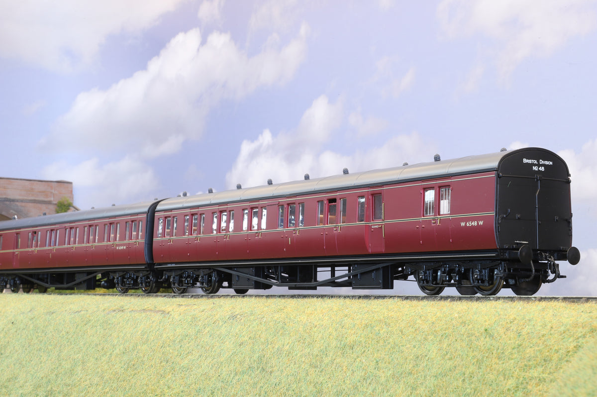 Lionheart Finescale O Gauge 2-Coach Suburban 'B' set BR Lined Maroon