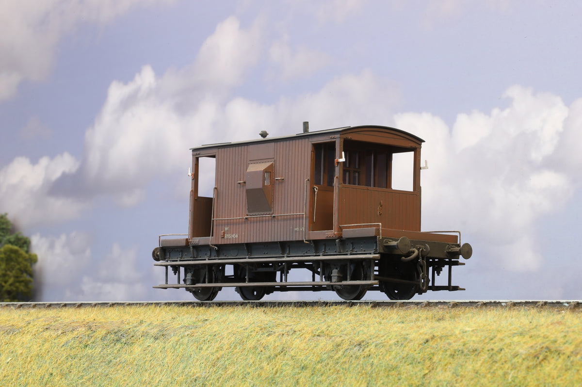 Dapol Finescale O Gauge BR 20T Brake Van BR Bauxite Weathered