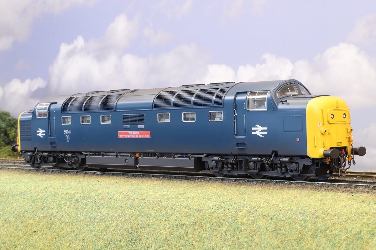 Heljan Finescale O Gauge Class 55 'Deltic' No. 55011 'Northumberland Fusiliers' BR Blue Weathered
