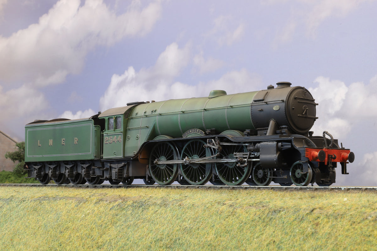 Hachette Kit built Finescale O Gauge LNER Apple Green A3 &#39;2544&#39; &#39;Lemberg&#39; DCC Sound &amp; Weathered