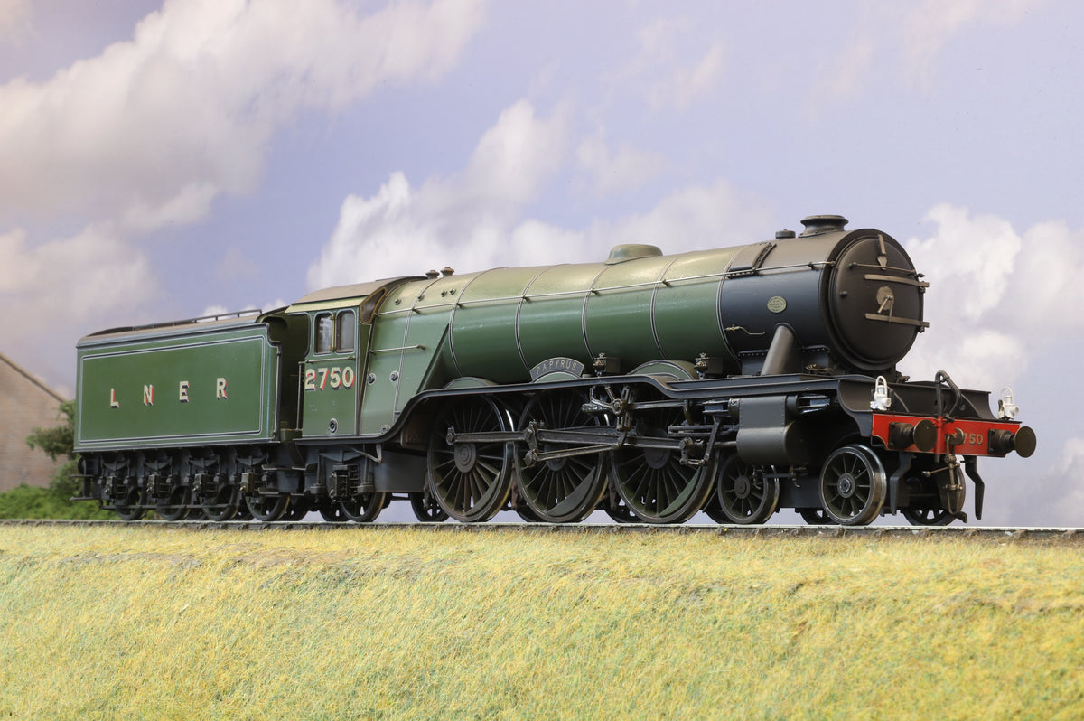 L.H. Loveless Finescale O Gauge LNER Class A1 No. 2750 &#39;Papyrus&#39; LNER Green DCC Sound &amp; Smoke
