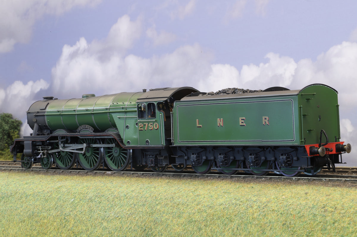 Sancheng/Bachmann Brassworks Finescale O Gauge Class A3 No. 2750 'Papyrus' LNER Green Pro-Weathered