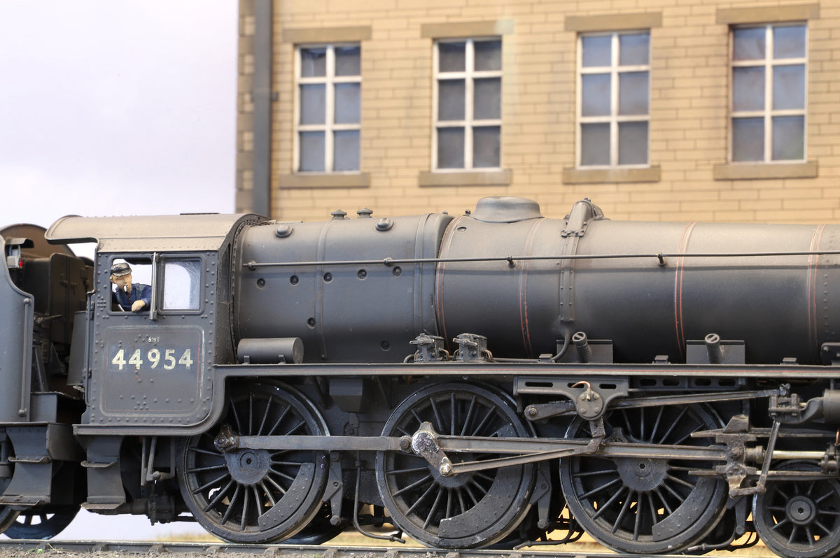 David Andrews Finescale O Gauge (Kit-Built) ex-LMS Stanier Black 5 No. 44954, Weathered