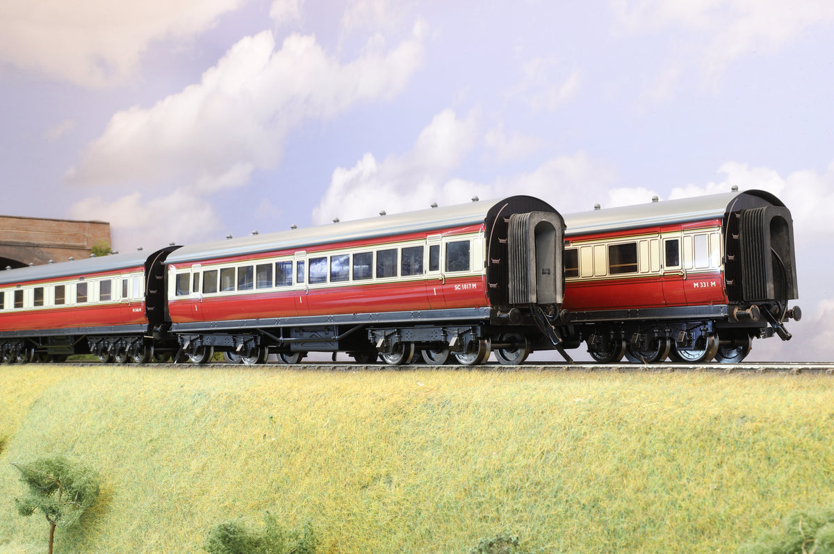 Darstaed Coarse Scale O Set of 3 LMS Period I Coaches BR livery &#39;Set C&#39;