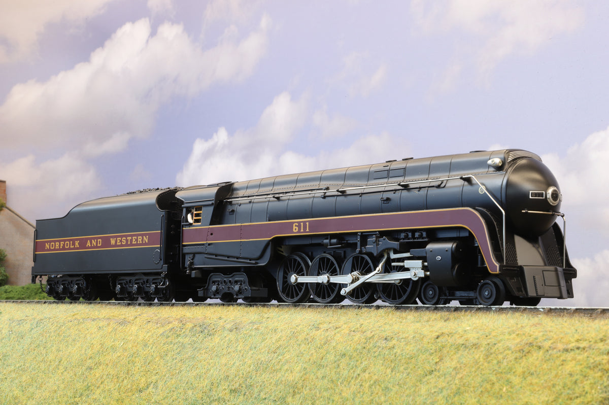 MTH/RailKing Coarse Scale O Gauge 4-8-4 Norfolk and Western &#39;J&#39; Class No. 611 2/3 Rail