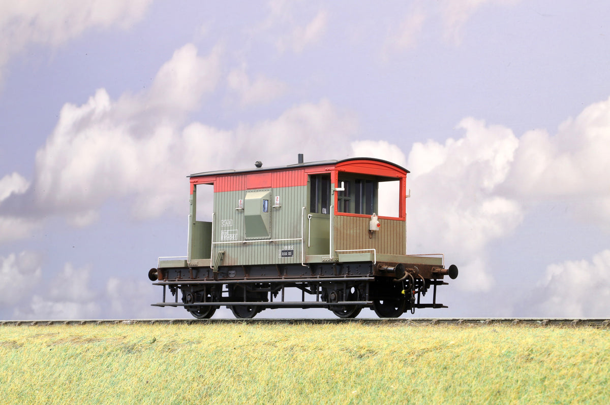 Dapol Finescale O Gauge 20T Brake Van Railfreight Grey/Red Weathered