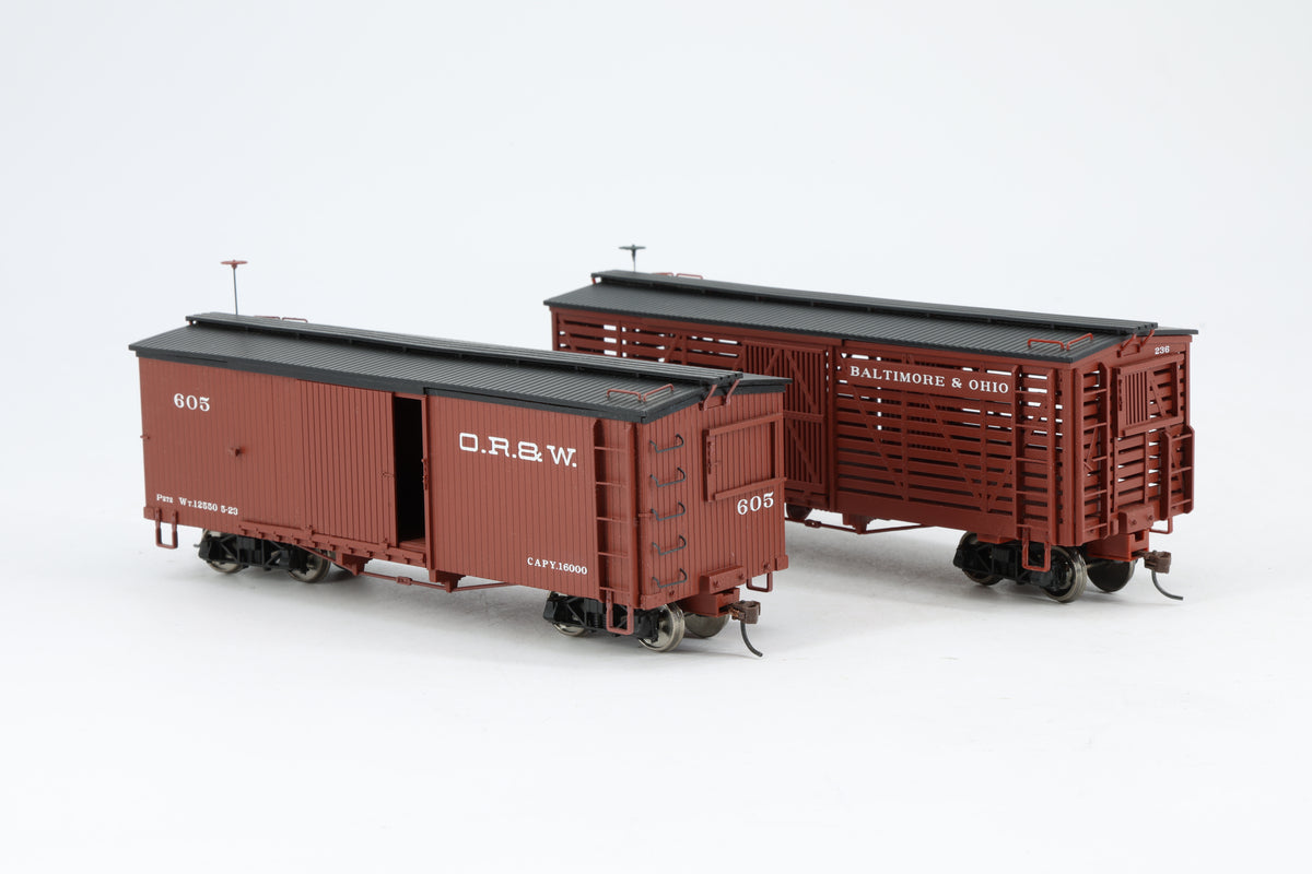 Spectrum/Bachmann On30 Pair of Stock/Box Cars