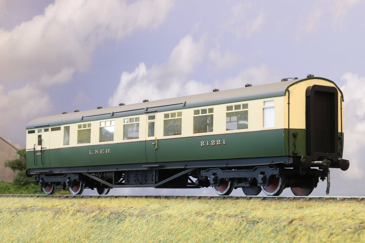 Kemilway Finescale O Gauge LNER Tourist Brake Third Open No. 21221