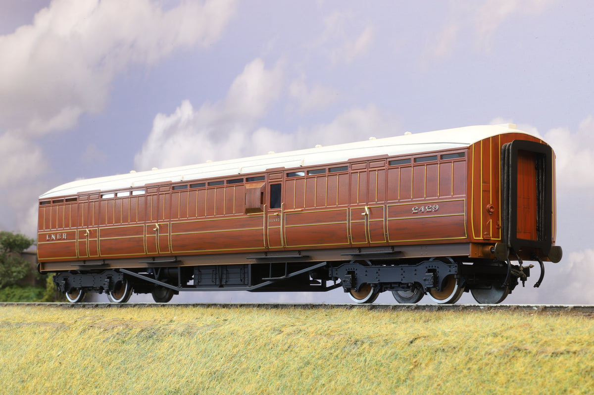 Golden Age Models Finescale O Gauge Gresley Full Brake LNER Teak No. 2429