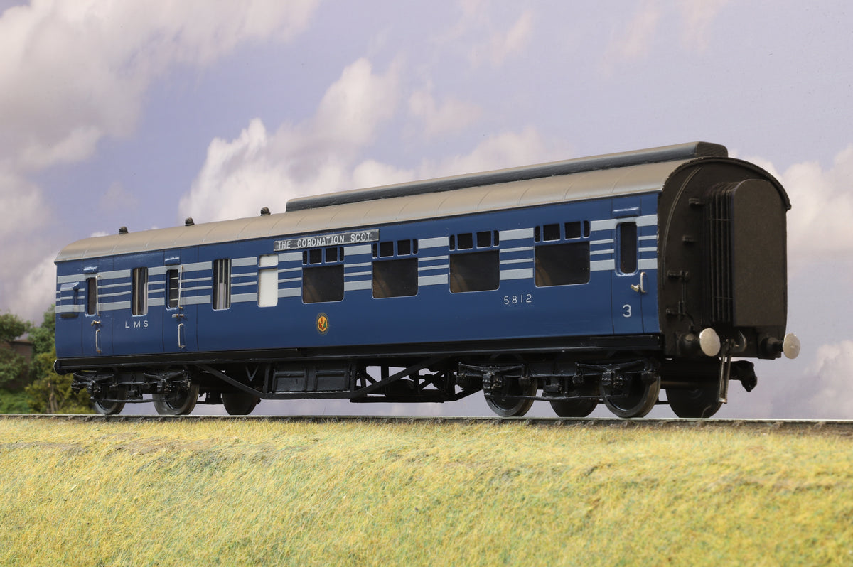 Kit-built Finescale O Gauge LMS Coronation Scot Brake Coach No. 5812