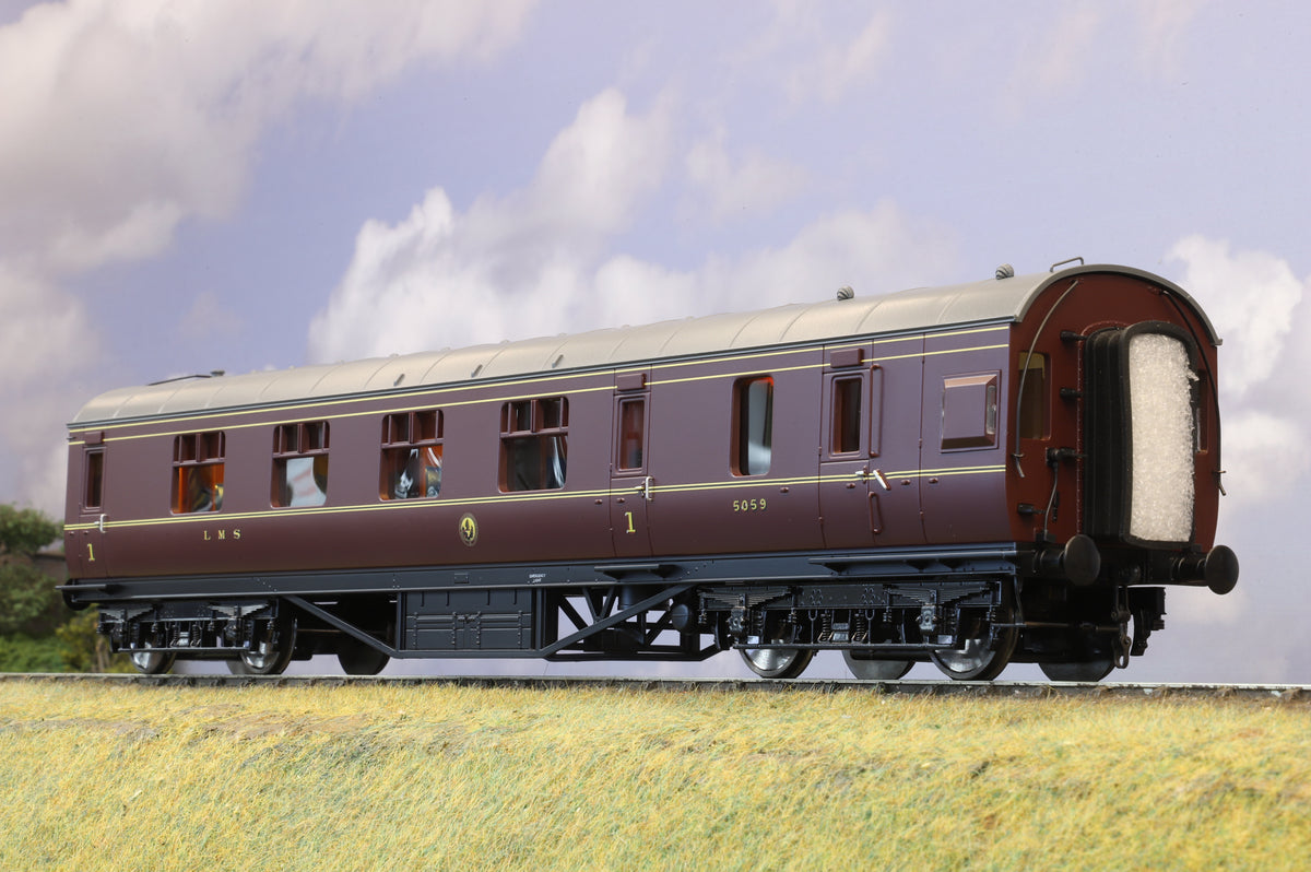 MTH Finescale O Gauge LMS Standard Passenger Car (Brake First) Lined Maroon