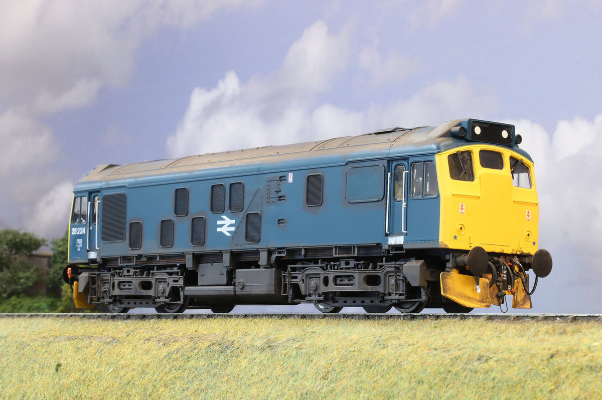 Heljan Finescale O Gauge Class 25/2 BR Blue No.25224 DCC Sound &amp; Weathered