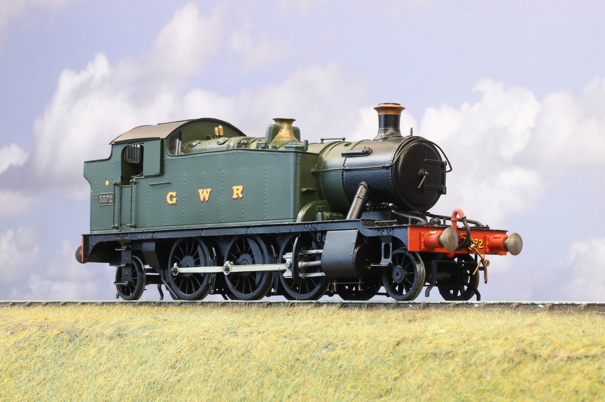 Finescale O Gauge (Kit-Built) GWR Small Prairie No. 5572, GWR Green