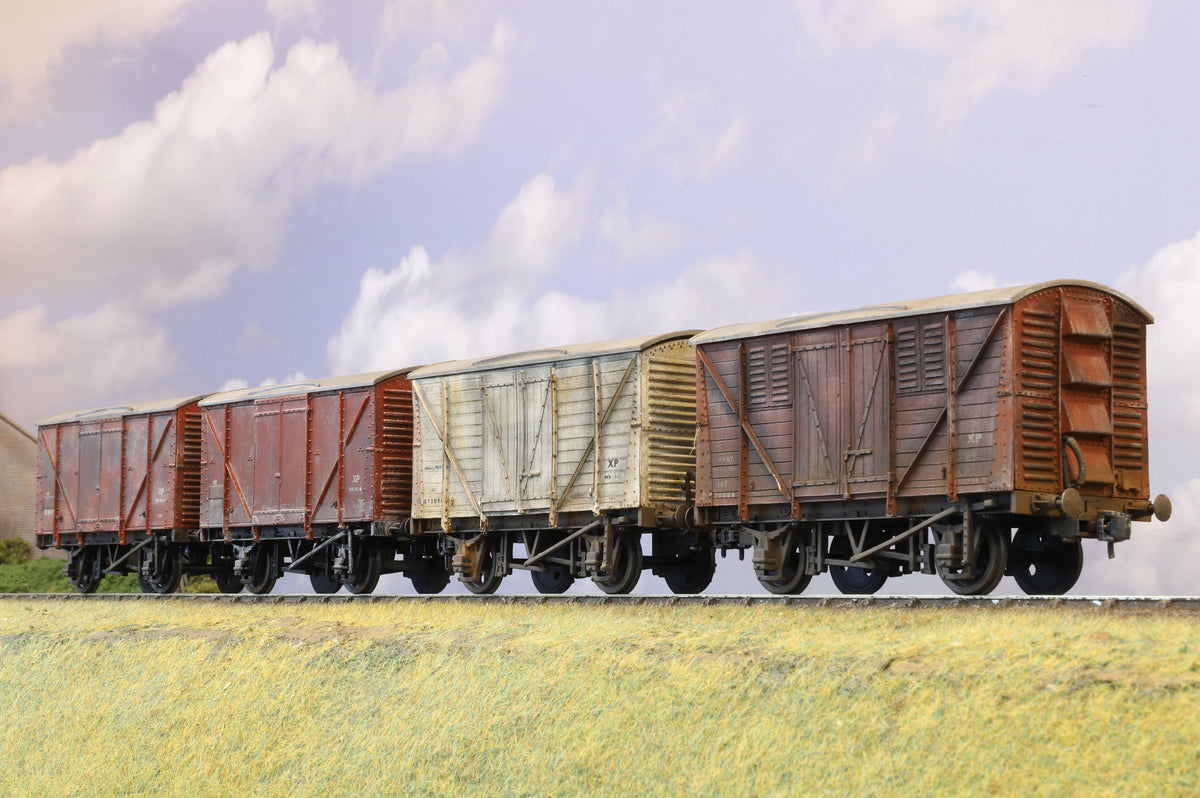 Skytrex Finescale O Gauge 4 x 12t Vans (Weathered)