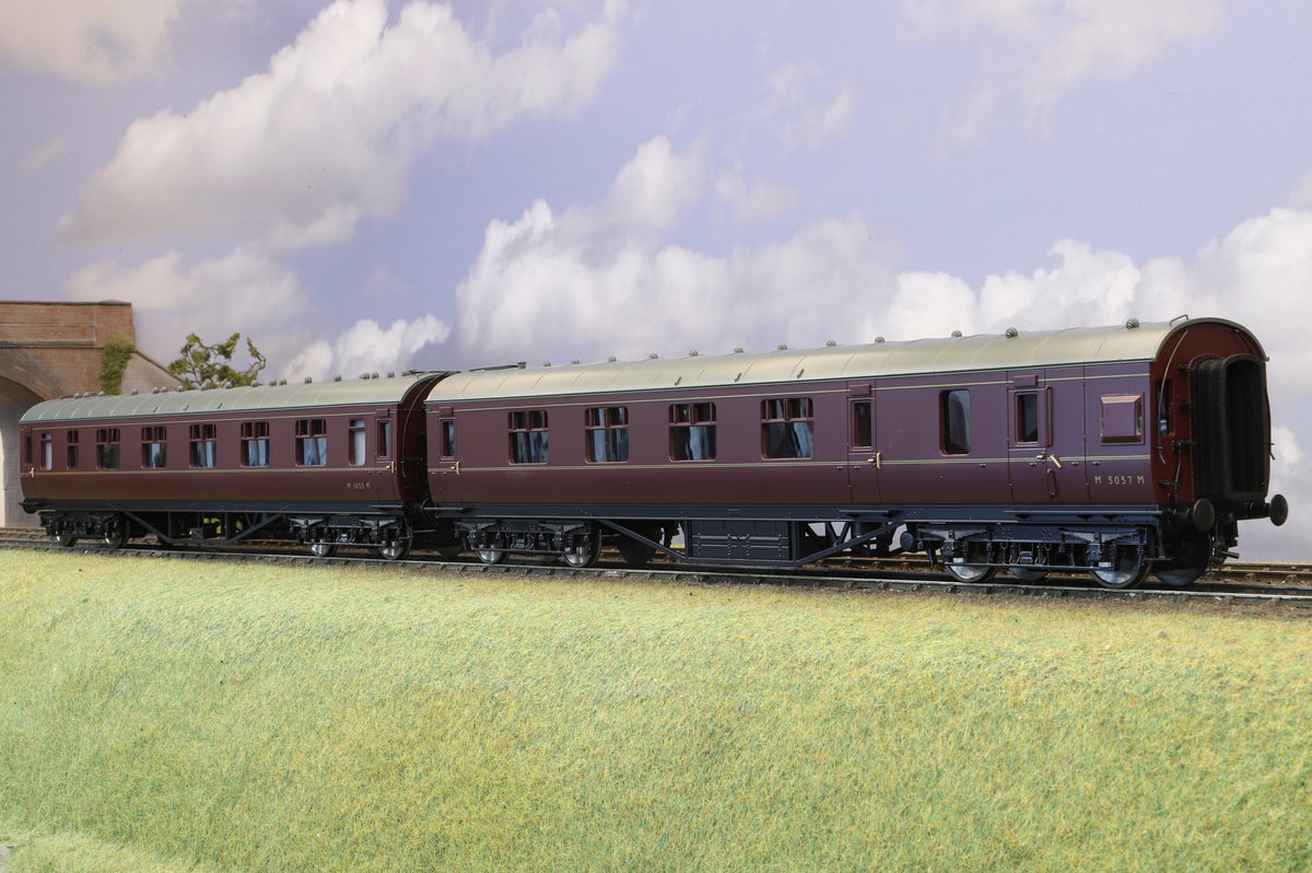 MTH Finescale O Gauge Two coach First Class set BR Maroon, MTH22-60052A/B