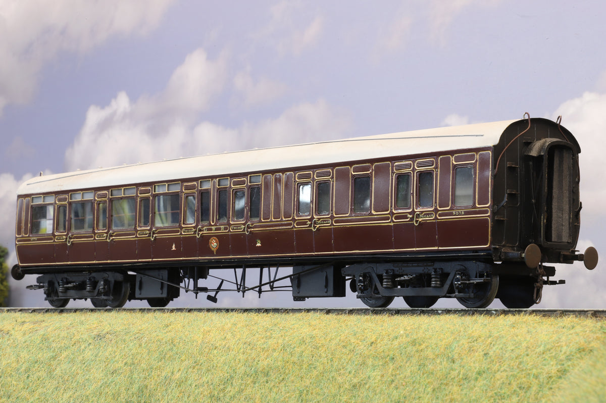 Finescale O Gauge (Kit-Built) GWR 57ft 'Toplight' Brake No. 9078, GWR Maroon