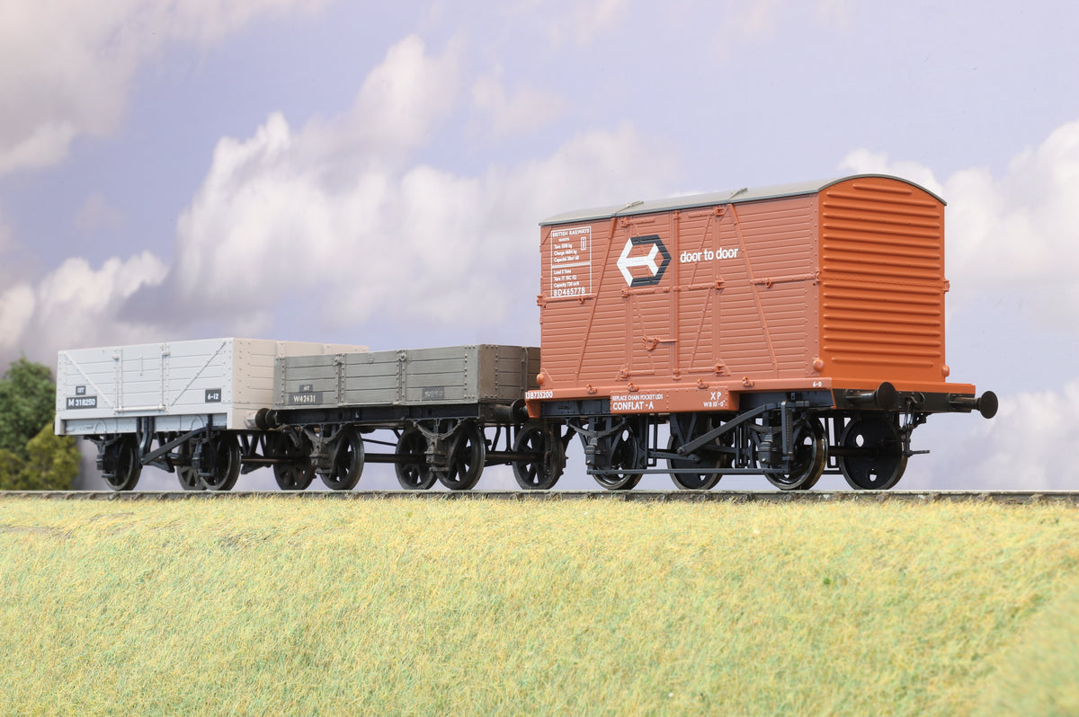 Dapol Finescale O Gauge Rake of Three Open Wagons