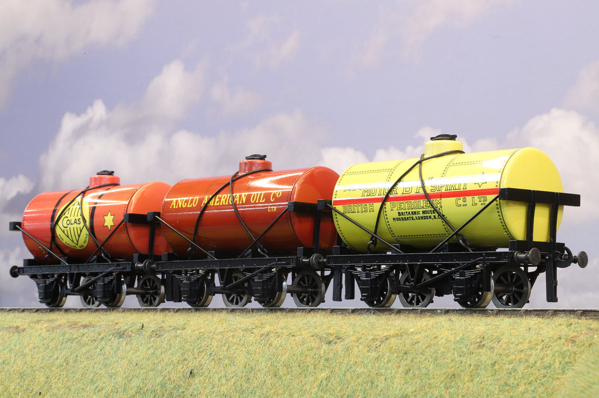 ACE Trains Coarse Scale Vintage O Gauge Tanker Set 4