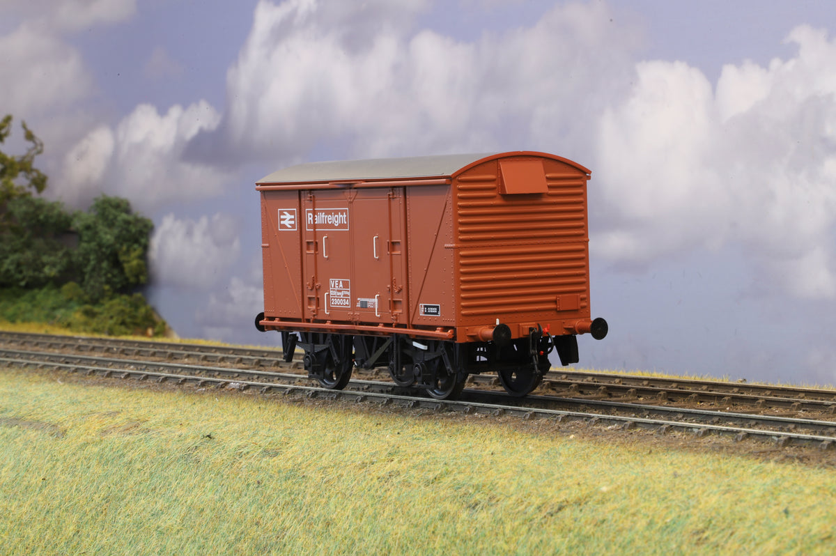 Dapol Finescale O Gauge VEA Railfreight Van Bauxite