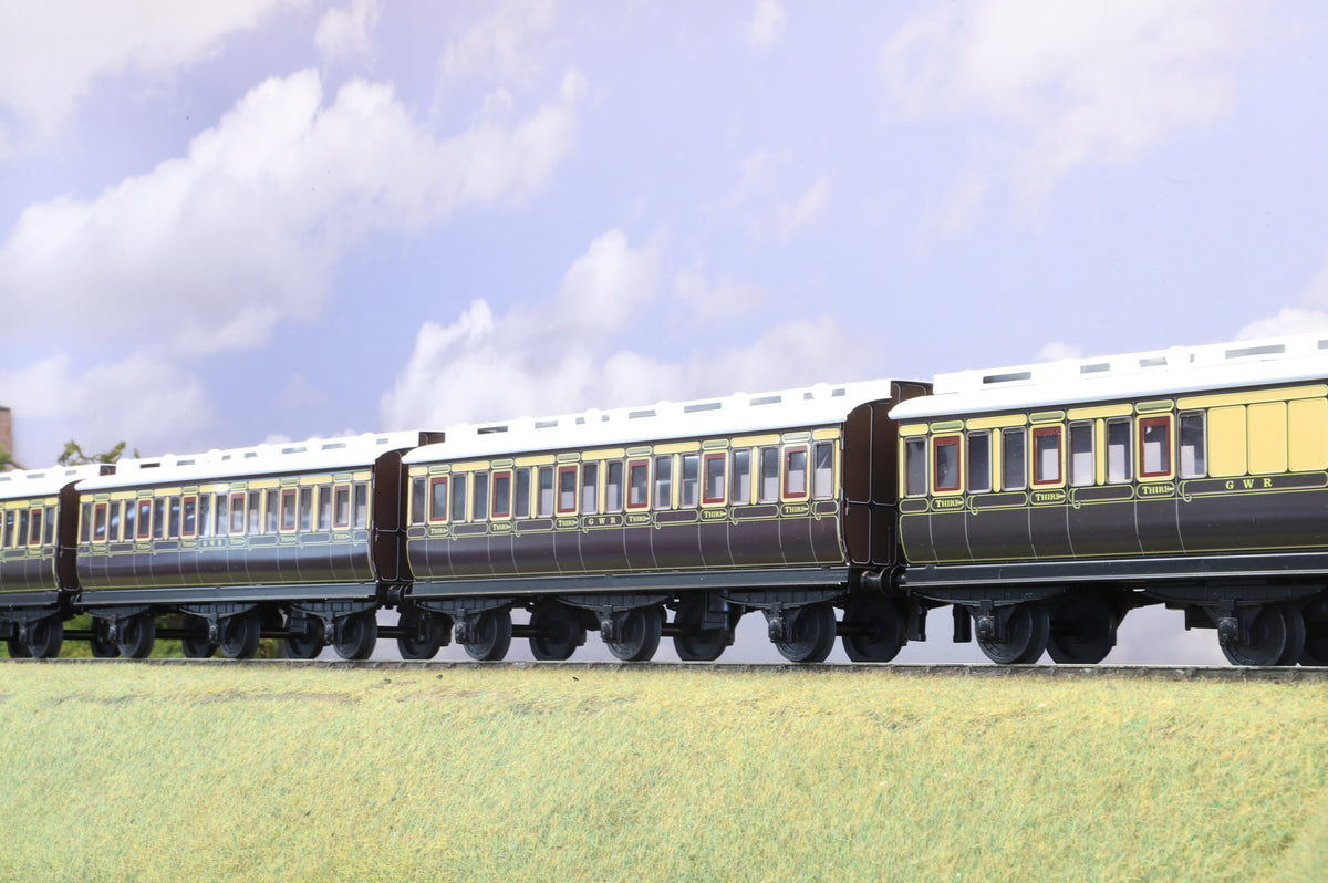 Ace Trains Coarse Scale O Gauge Rake of Four GWR 6 Wheel Clerestory Coaches, 3 rail operation