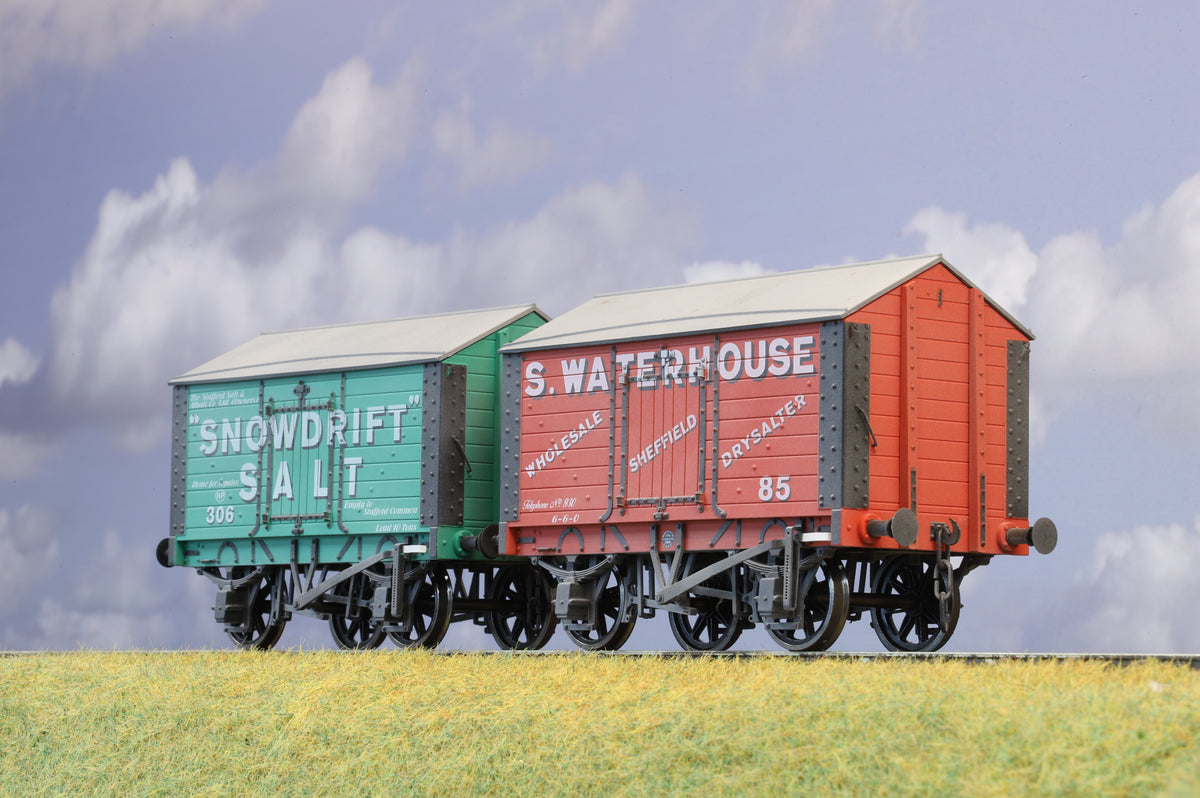 Dapol Finescale O Gauge Pair of 2 Salt Wagons, Weathered