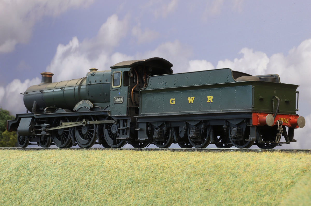 Finescale O Gauge (Kit-Built) GWR Manor Class 'Bradley Manor' No. 7802, GWR Green, DCC Fitted