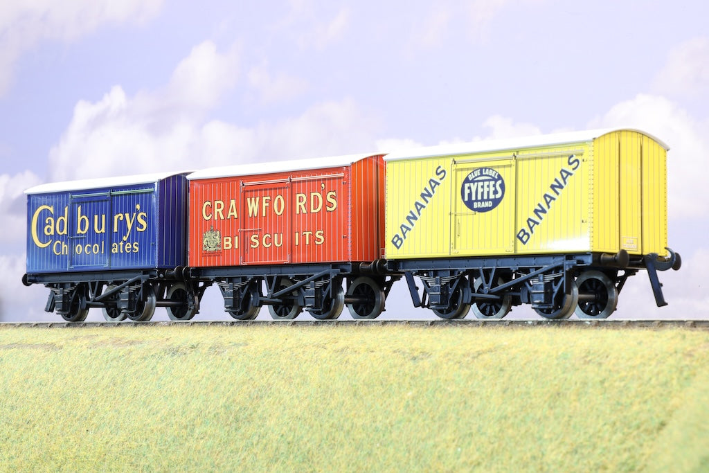Ace Trains Coarse Scale O Gauge Private Owner Van Set 6
