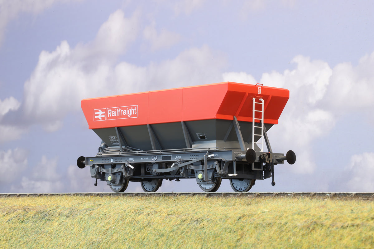Dapol Finescale O Gauge HEA Coal Hopper, Railfreight Red/Grey and Bauxite
