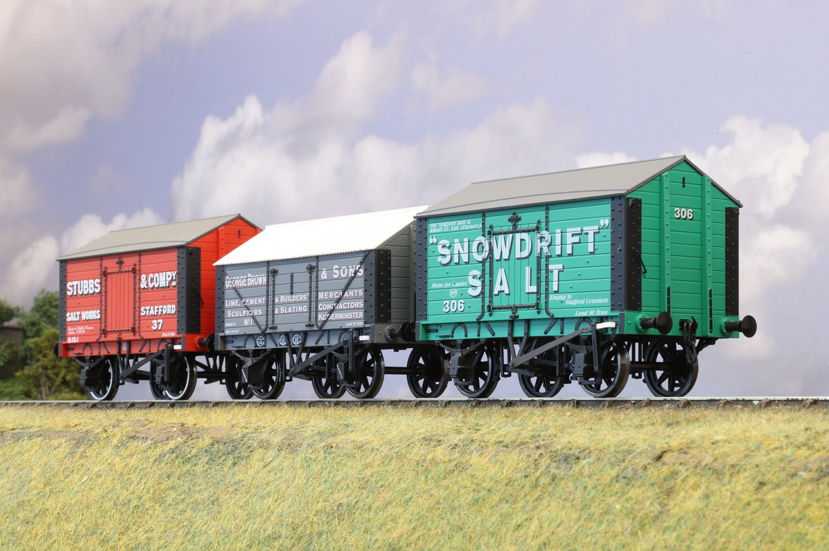 Rake of Three Dapol/Lionheart  Finescale O Gauge Wagons
